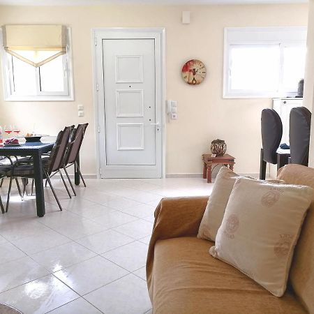 Tini'S Apartment Nea Iraklitsa Екстер'єр фото