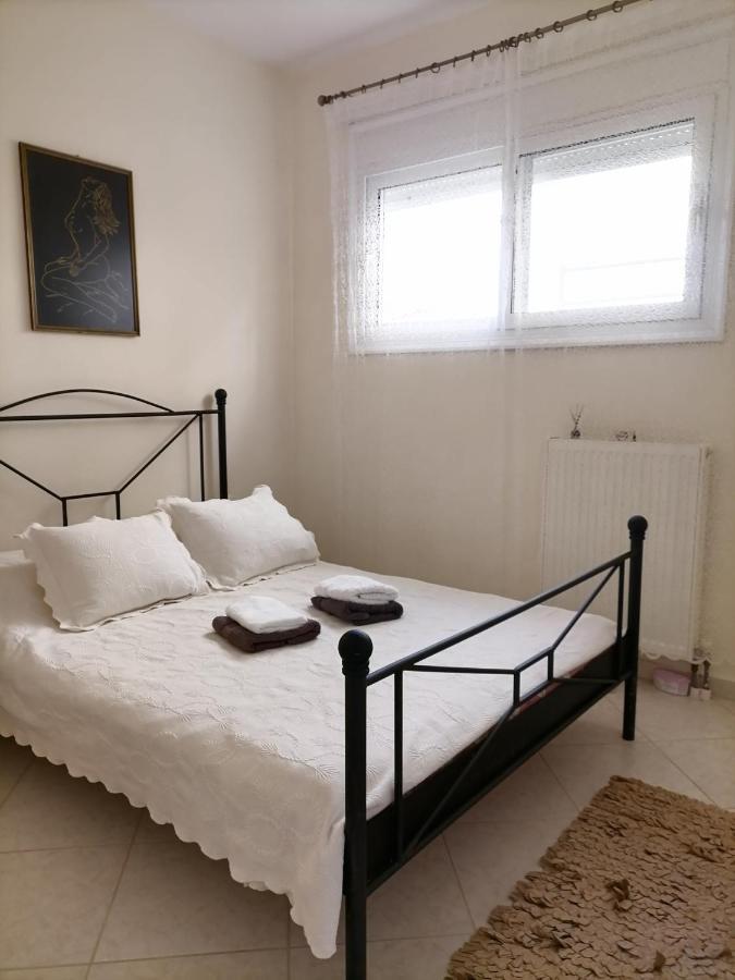 Tini'S Apartment Nea Iraklitsa Екстер'єр фото